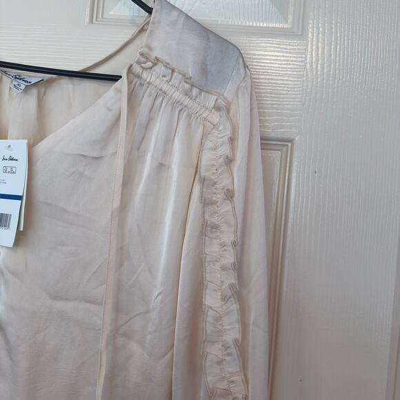 NWT Sam Edelman Varick V-Neck Ruffle Sleeve Satin Blouse Size XL Shifting Sand - Picture 7 of 11